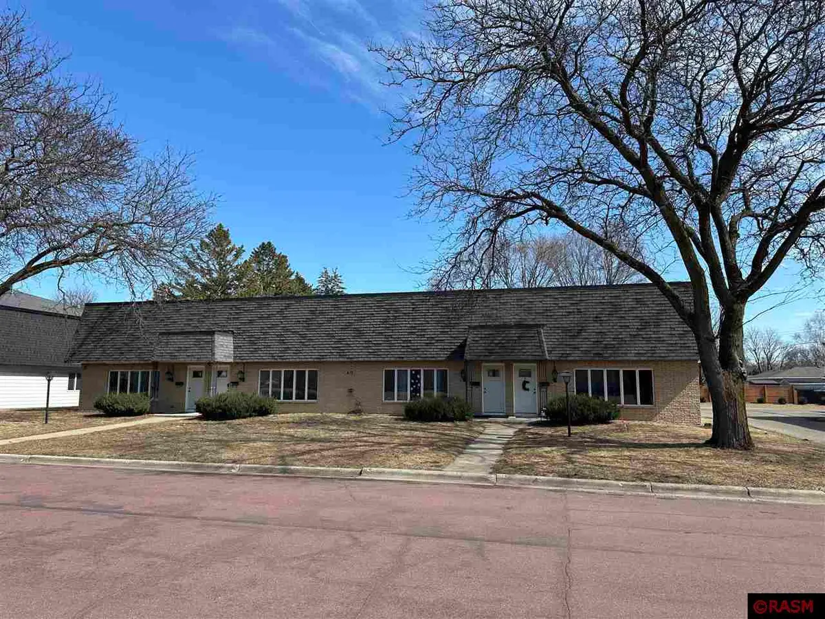 412 Holly Lane, Mankato, MN 56001 - Image #1