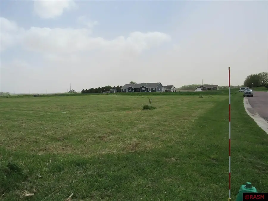 121 Bluestem Drive, Blue Earth, MN 56013 - #2