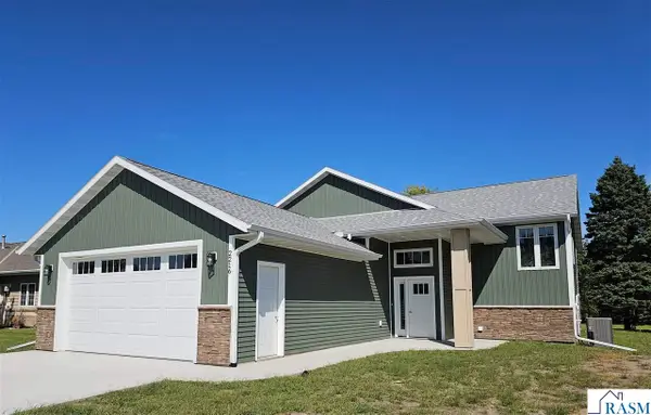 2216 Lake Avenue, New Ulm, MN 56073-999