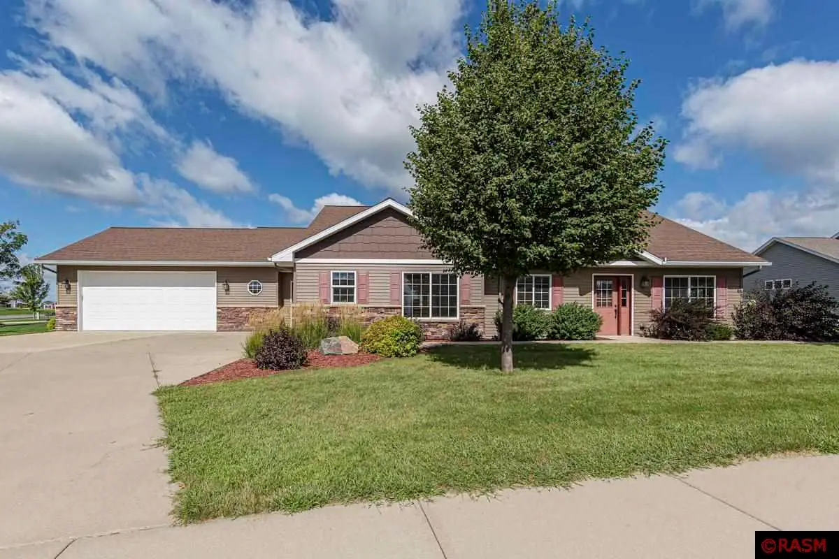 2203 Rolling Green Lane, North Mankato, MN 56003 - Image #1