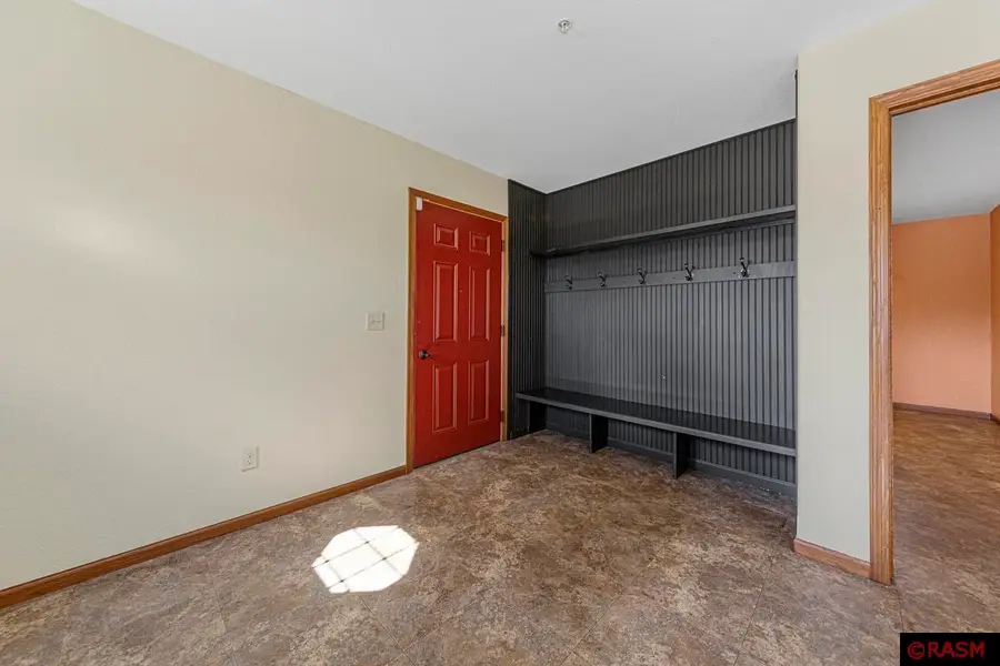 2203 Rolling Green Lane, North Mankato, MN 56003 - Image #3