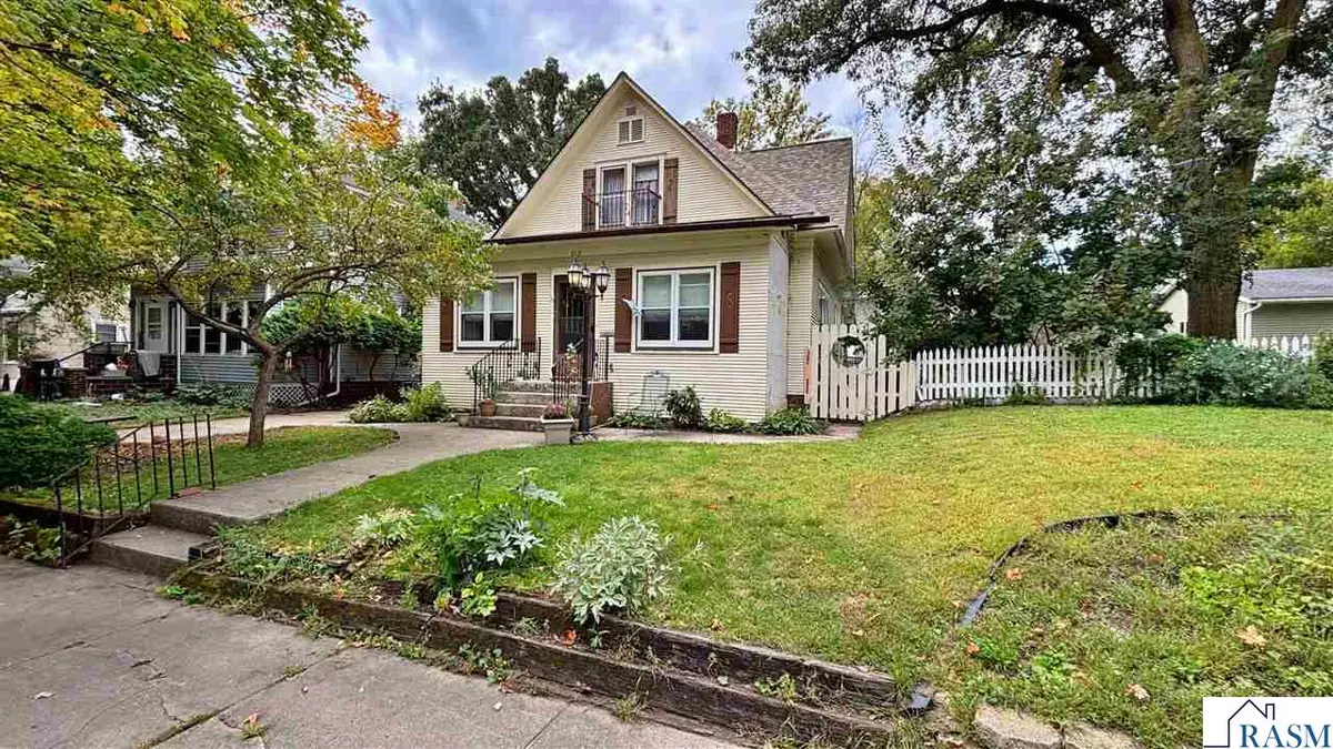 212 S 2nd Street, Waterville, MN 56096 - Image #1