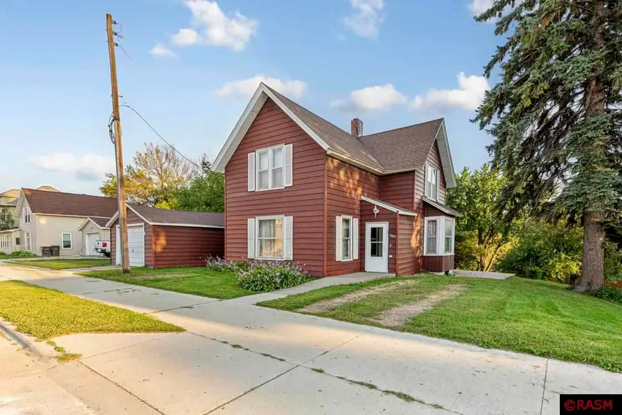 509 Walnut Avenue, Madison Lake, MN 56063 - Image #2