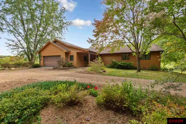 3920 W 57th Street, Webster, MN 55088