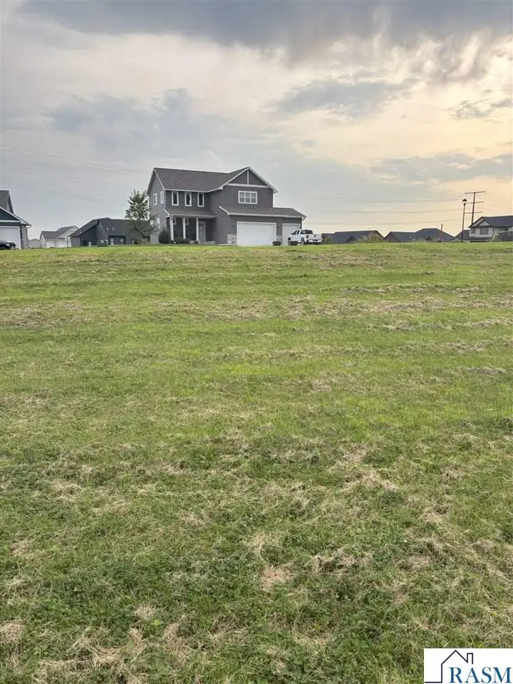 1961 Lexington Lane, North Mankato, MN 56003 - Image #3