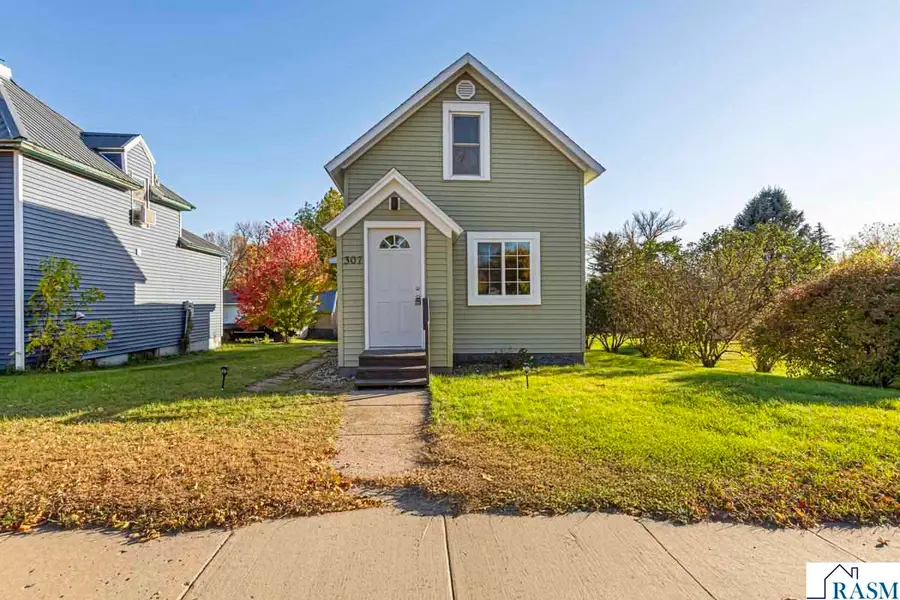307 W 4th Street, Winthrop, MN 55396 - Image #3