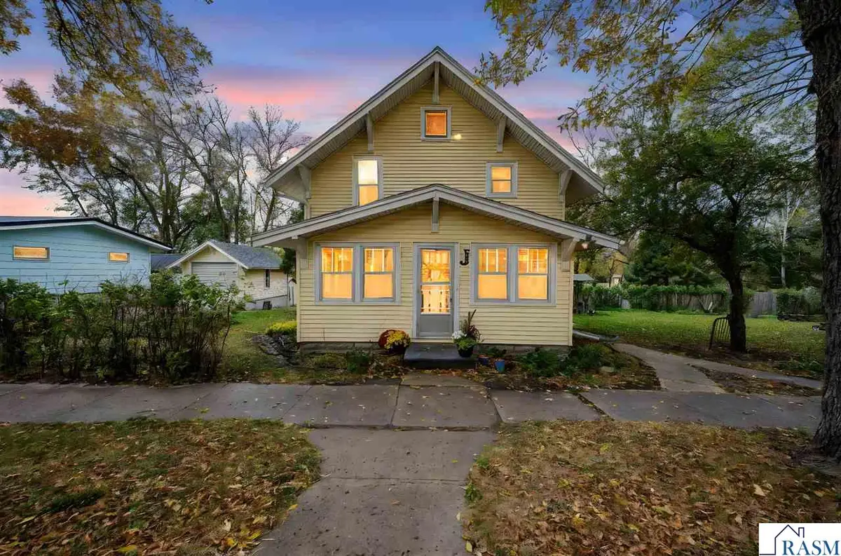 103 N Henry Street, Elmore, MN 56027 - Image #1