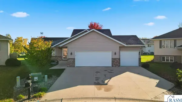 113 Bunker Court, Mankato, MN 56001