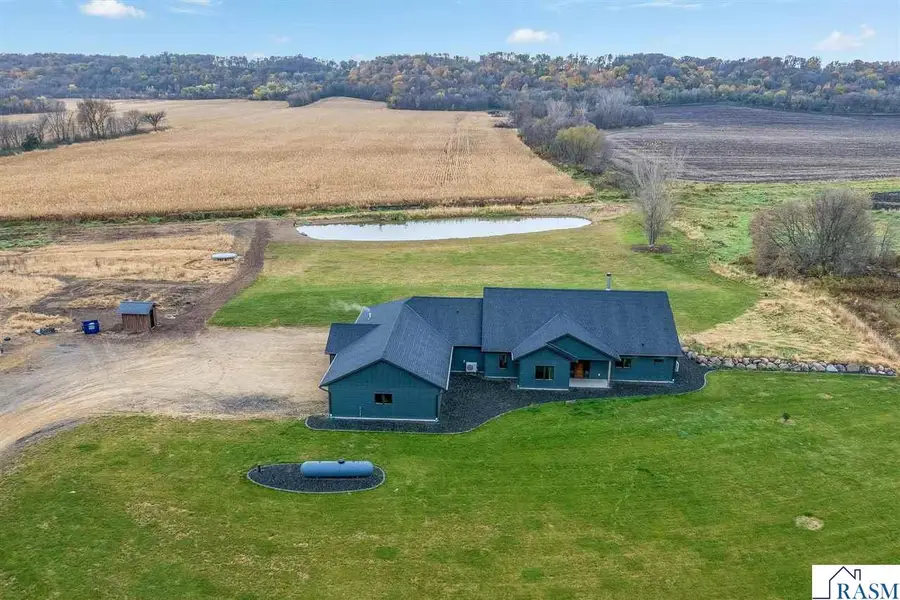 847 E judson fort Rd, Lake Crystal, MN 56055 - Image #2