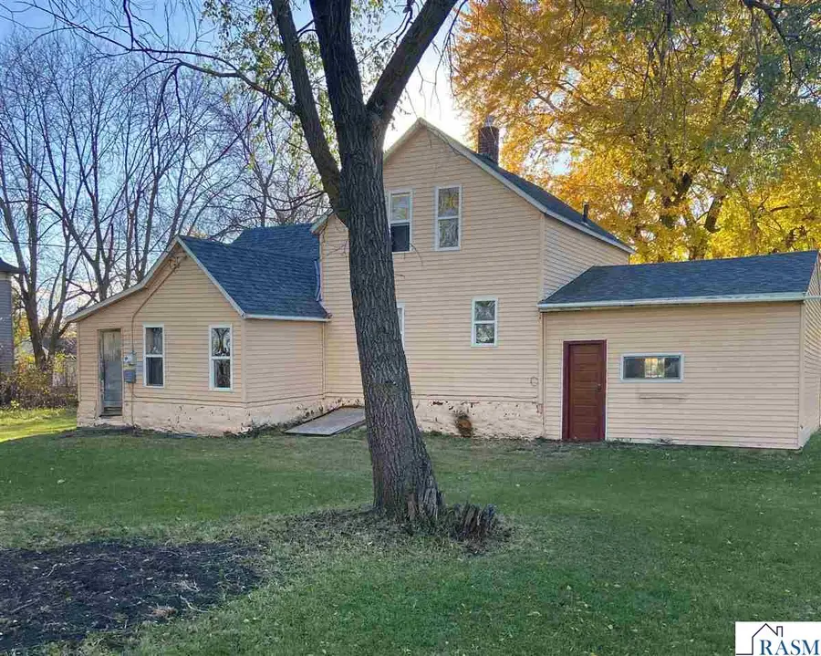 325 N 3rd Street, Butterfield, MN 56120 - Image #3