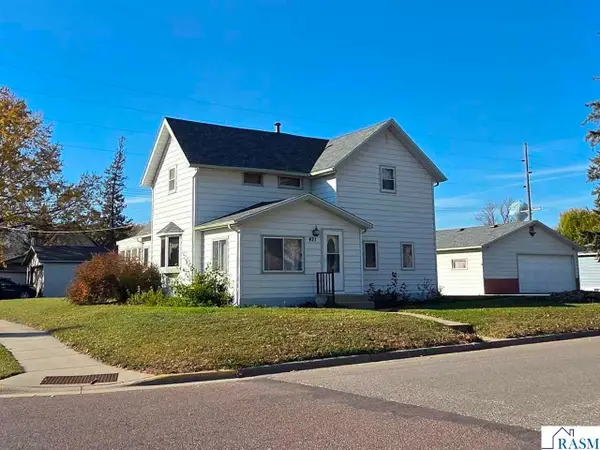 421 S Murphy Street, Lake Crystal, MN 56005