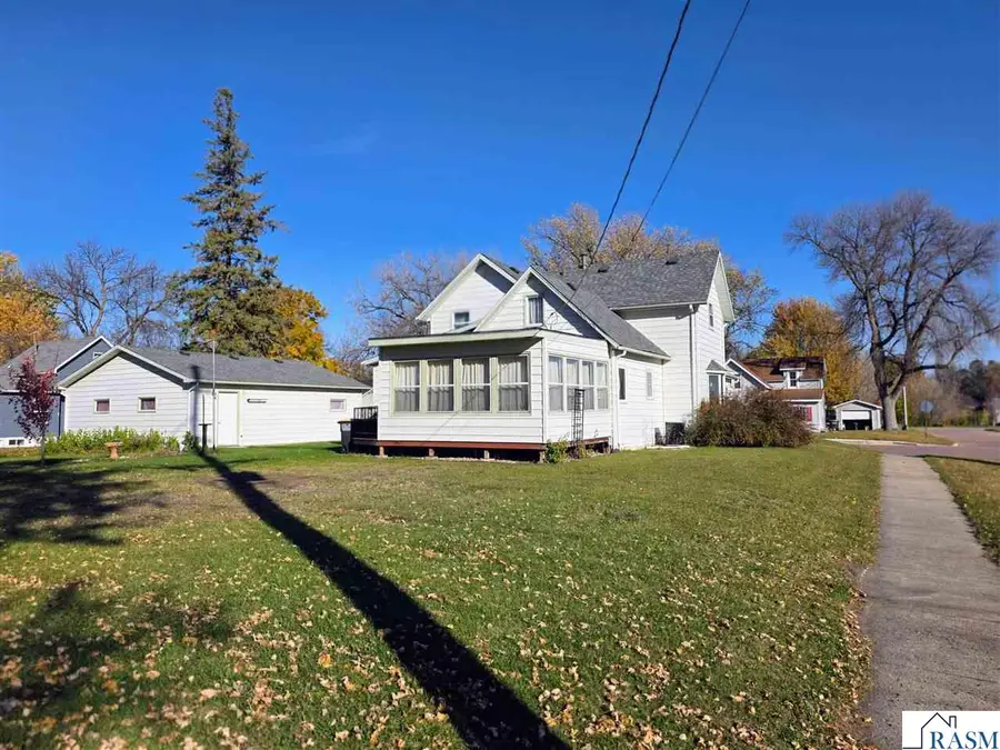 421 S Murphy Street, Lake Crystal, MN 56005 - Image #3
