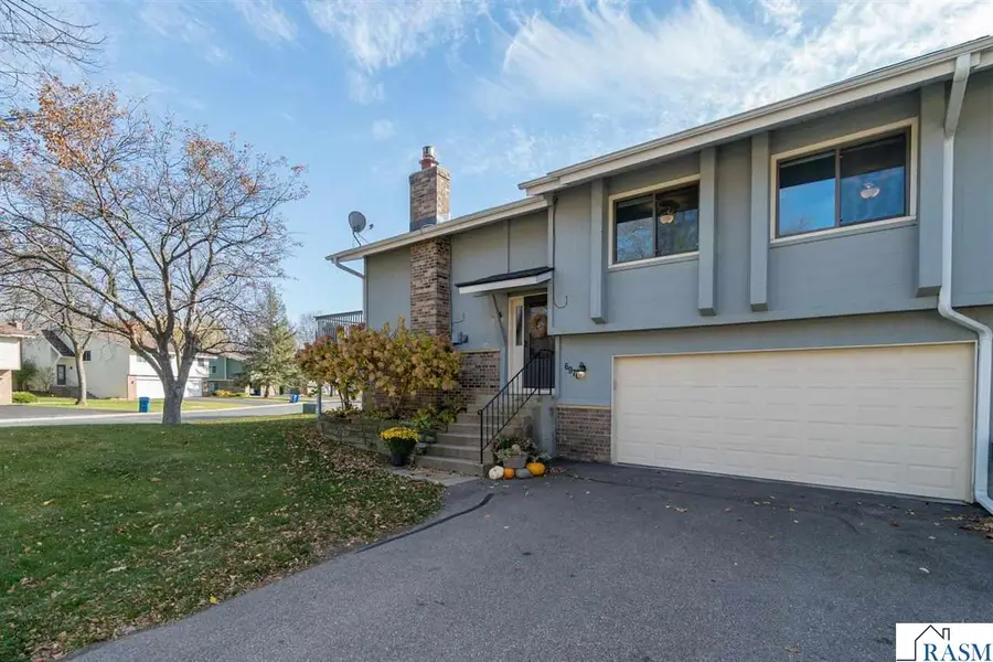 6970 Pima Lane, Chanhassen, MN 55317 - Image #2