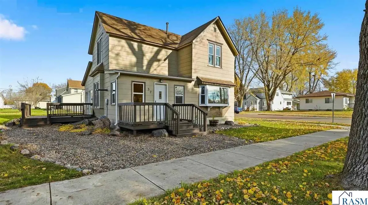 37 SE 5th Street, Wells, MN 56097 - Image #1