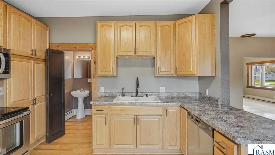 37 SE 5th Street, Wells, MN 56097 - Image #3