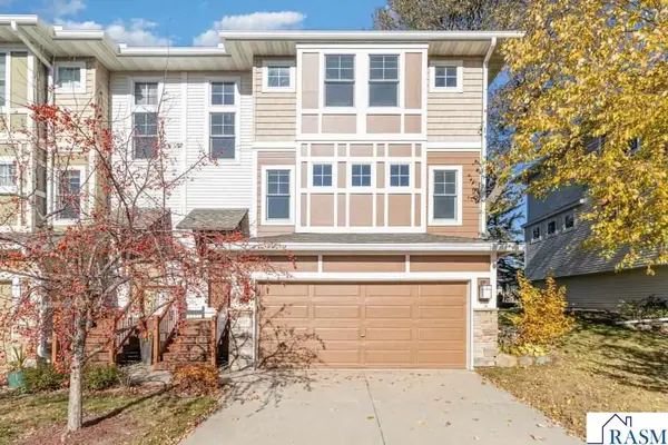 1907 Red Maple Lane, Northfield, MN 55057