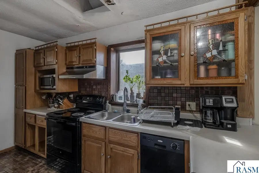 521 Webster Avenue, North Mankato, MN 56003 - Image #2