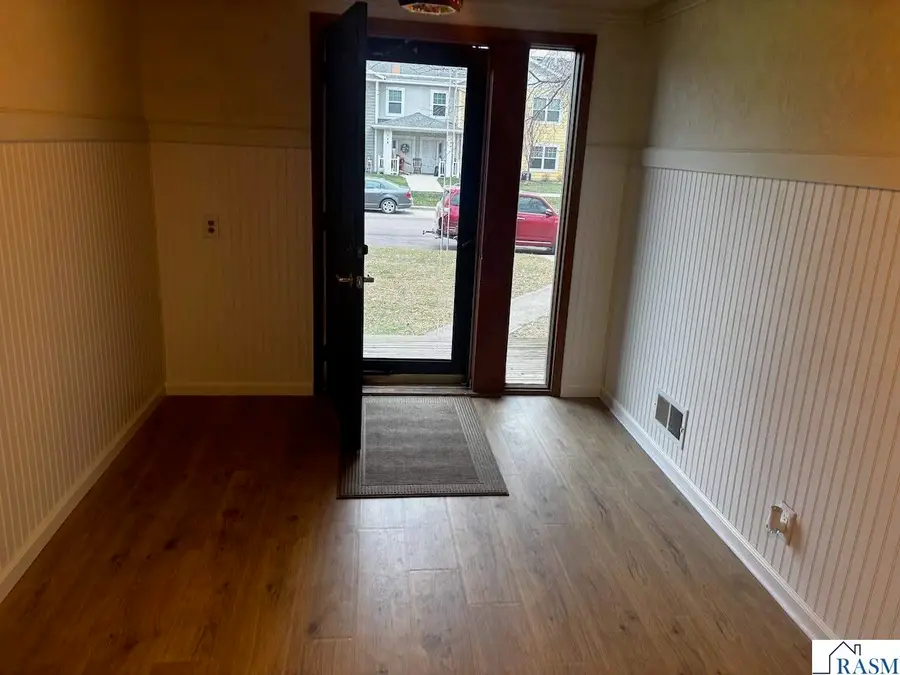 118 S 7th Street, Saint Peter, MN 56082 - Image #2