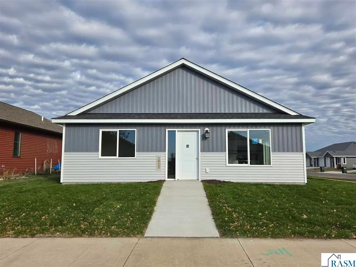 2012 Essler Drive, Saint Peter, MN 56082 - Image #1