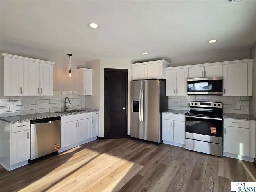 2012 Essler Drive, Saint Peter, MN 56082 - Image #2