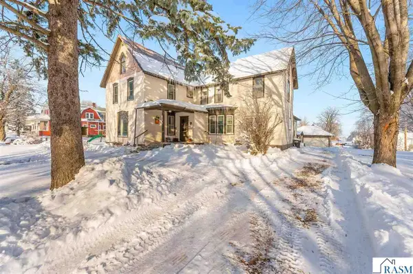 235 E Cleveland Ave, Winnebago, MN 56098