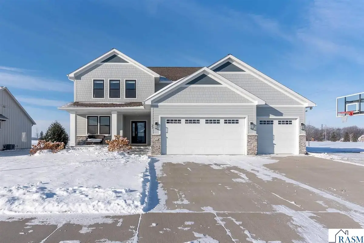 27 Prairie Court, North Mankato, MN 56003 - Image #1