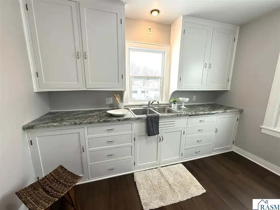 915 S Valley, New Ulm, MN 56073 - Image #3