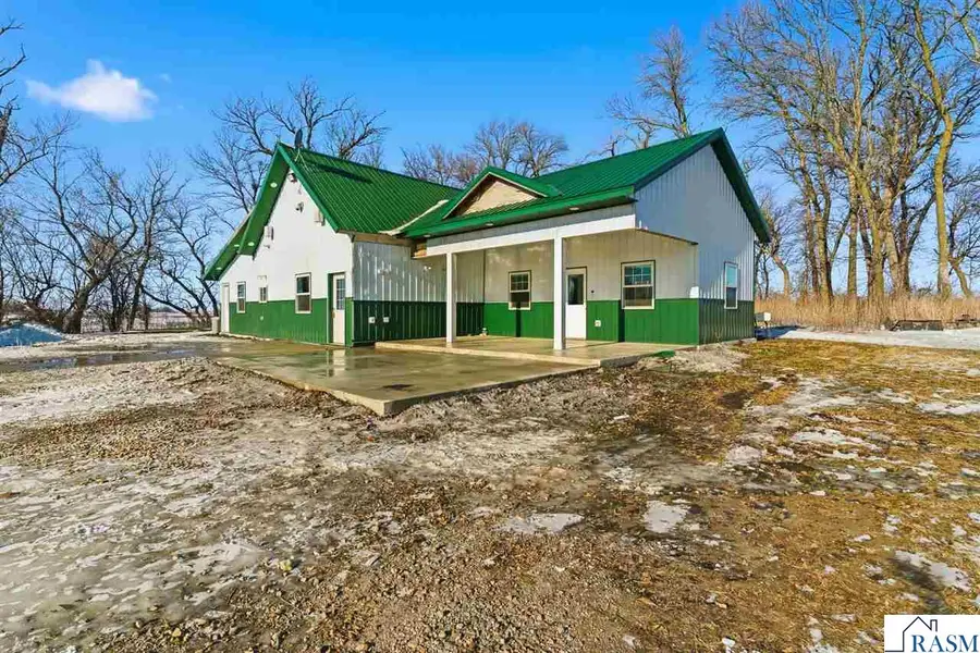 5134 340th Avenue, Blue Earth, MN 56013 - #2