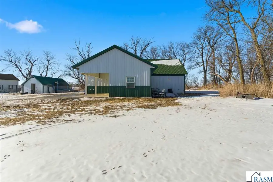 5134 340th Avenue, Blue Earth, MN 56013 - #3