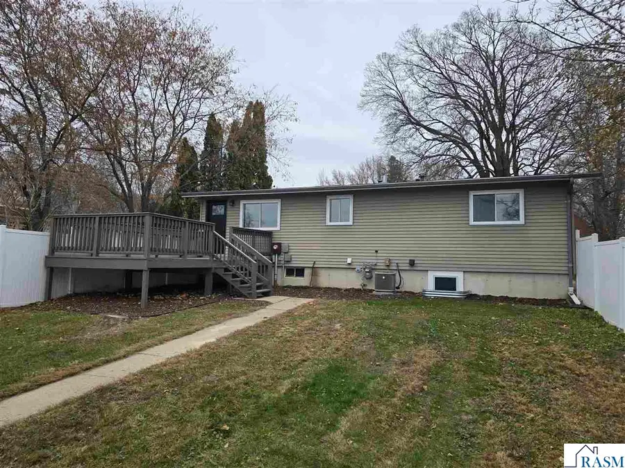 108 Franklin St S, New Ulm, MN 56073 - Image #2