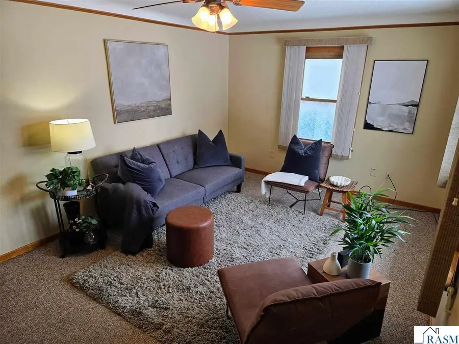 324 NW 2nd Avenue, Sleepy Eye, MN 56085 - Image #3