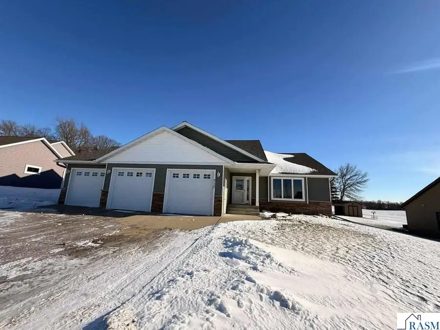 717 Maple Lane, Eagle Lake, MN 56024 - Image #2