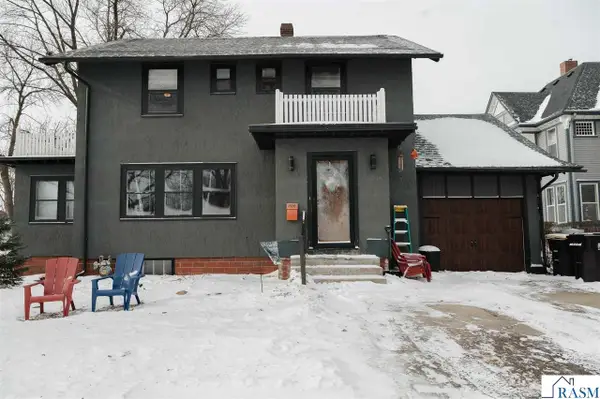 226 S Linton Street, Blue Earth, MN 56013