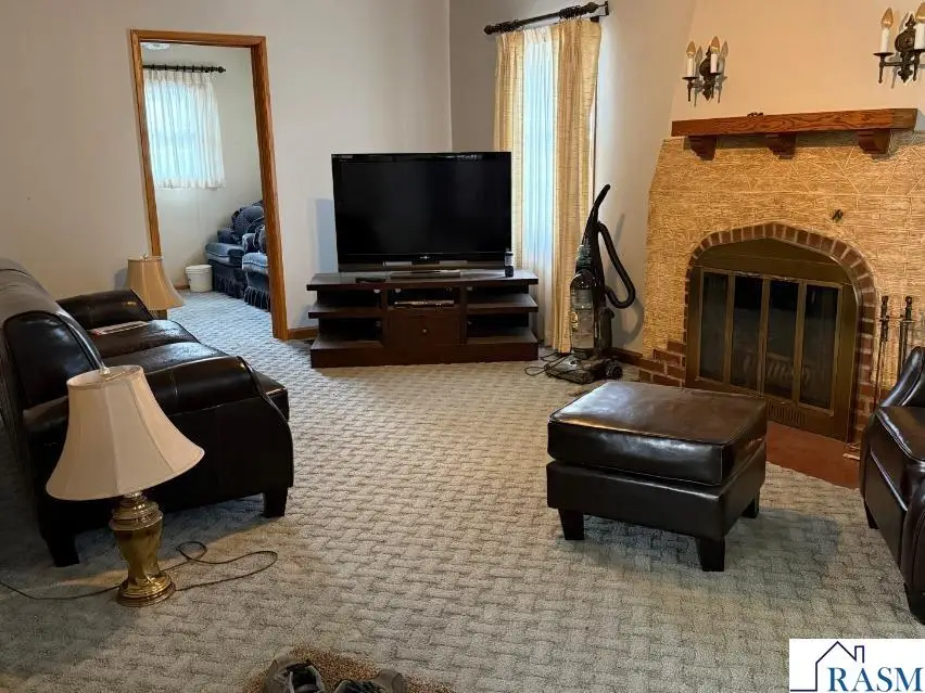 303 E Lafayette Street, Mankato, MN 56001 - Image #2