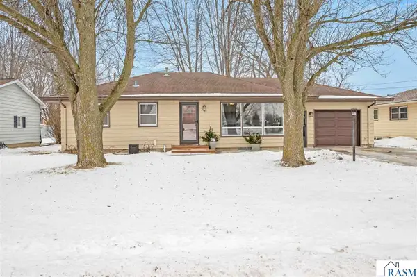 2541 E Main Street, Mankato, MN 56001