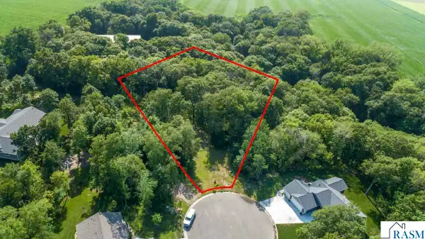 180 Woodland Drive, Henderson, MN 56044