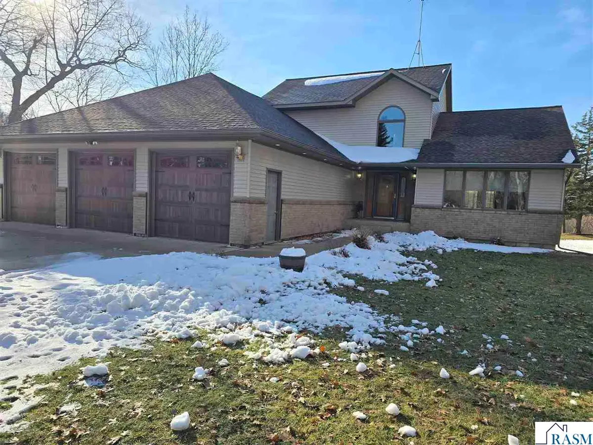 41434 593rd Ave, New Ulm, MN 56073 - Image #1