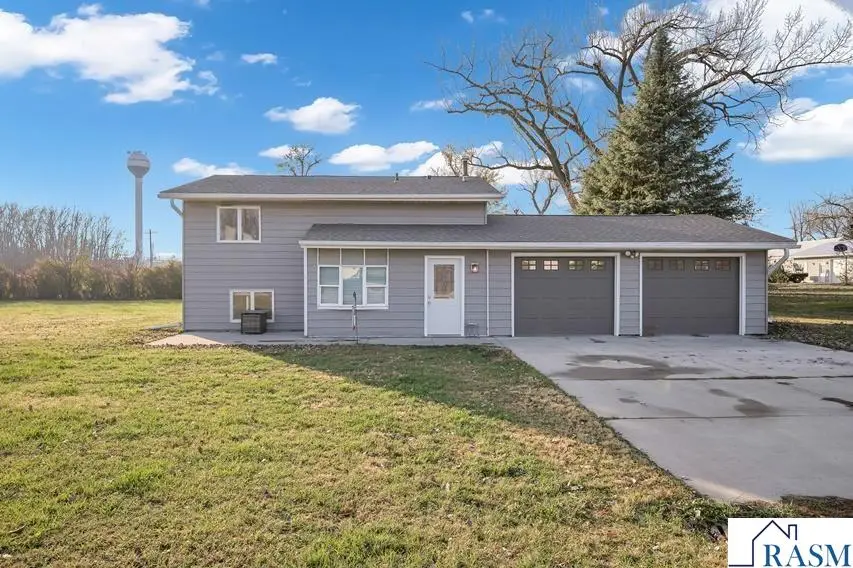 405 Sparks Dr, Granada, MN 56039 - Image #1