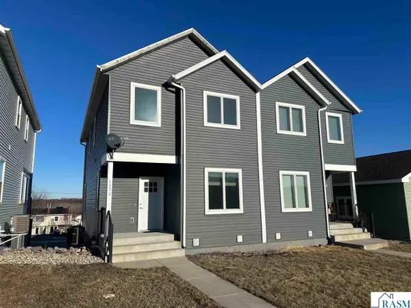 1321 S Minnesota Street, New Ulm, MN 56073