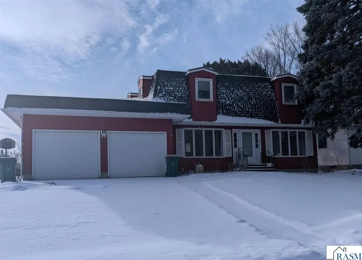 317 W Allyn Street, Janesville, MN 56048 - #1