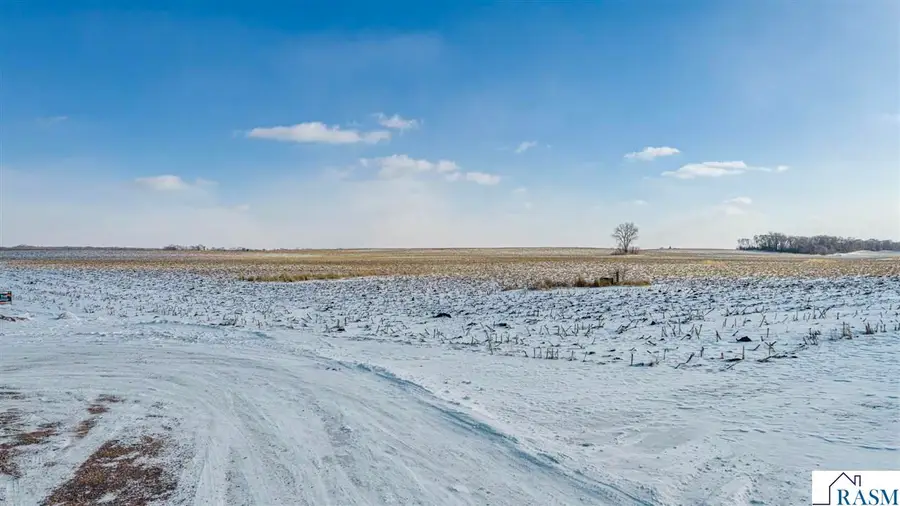 120 Kaukis Drive, Le Sueur, MN 56058 - #2