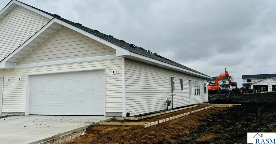 3122 Noble Drive, Mankato, MN 56001 - Image #2