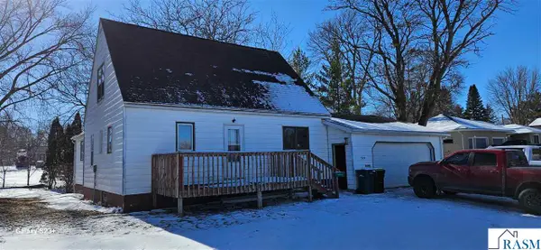 384 5th St SW, Wells, MN 56097