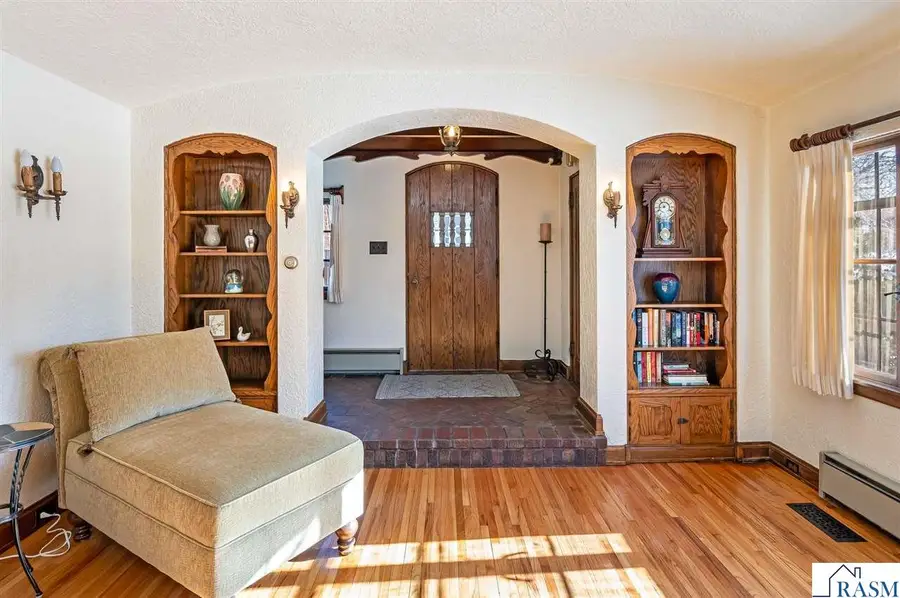 126 W 2nd Street, Blue Earth, MN 56013 - #2