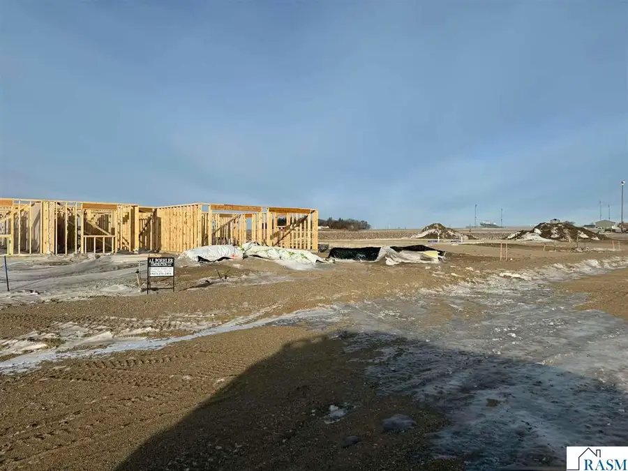 673 Waraju Avenue, New Ulm, MN 56073 - #3