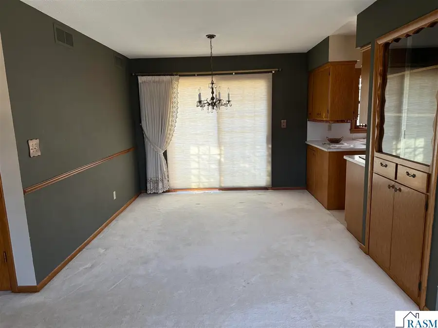 2219 Clare Drive, North Mankato, MN 56003 - #3