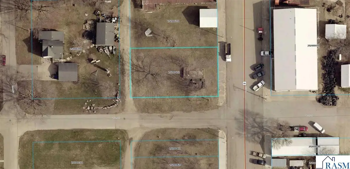 114 Main St, Walters, MN 56097 - #1