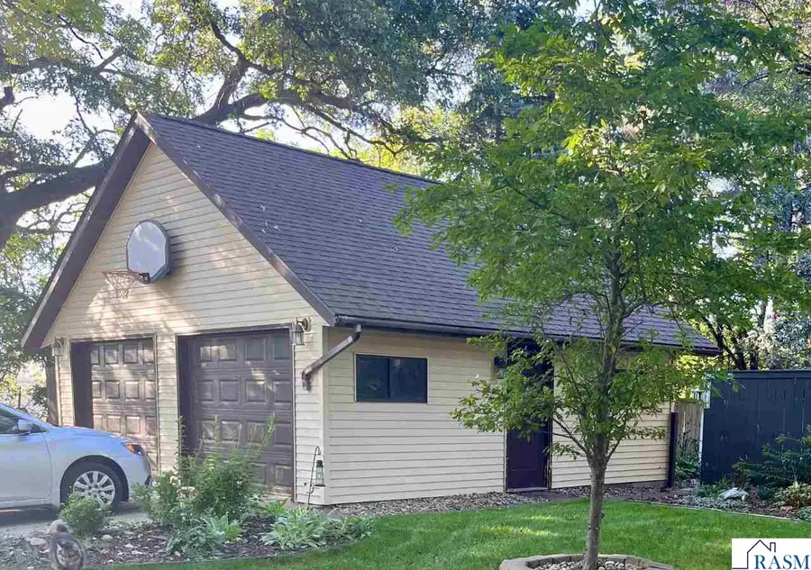 612 W 7th Street, Mankato, MN 56001 - #3