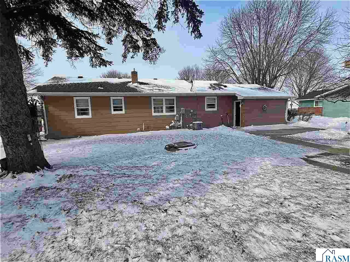 1003 N Renville Street, Winthrop, MN 55396 - #1