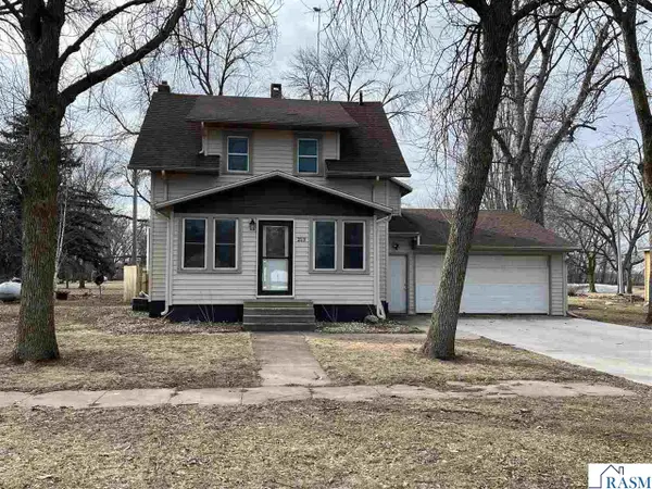 213 Broadway Avenue, Ormsby, MN 56162